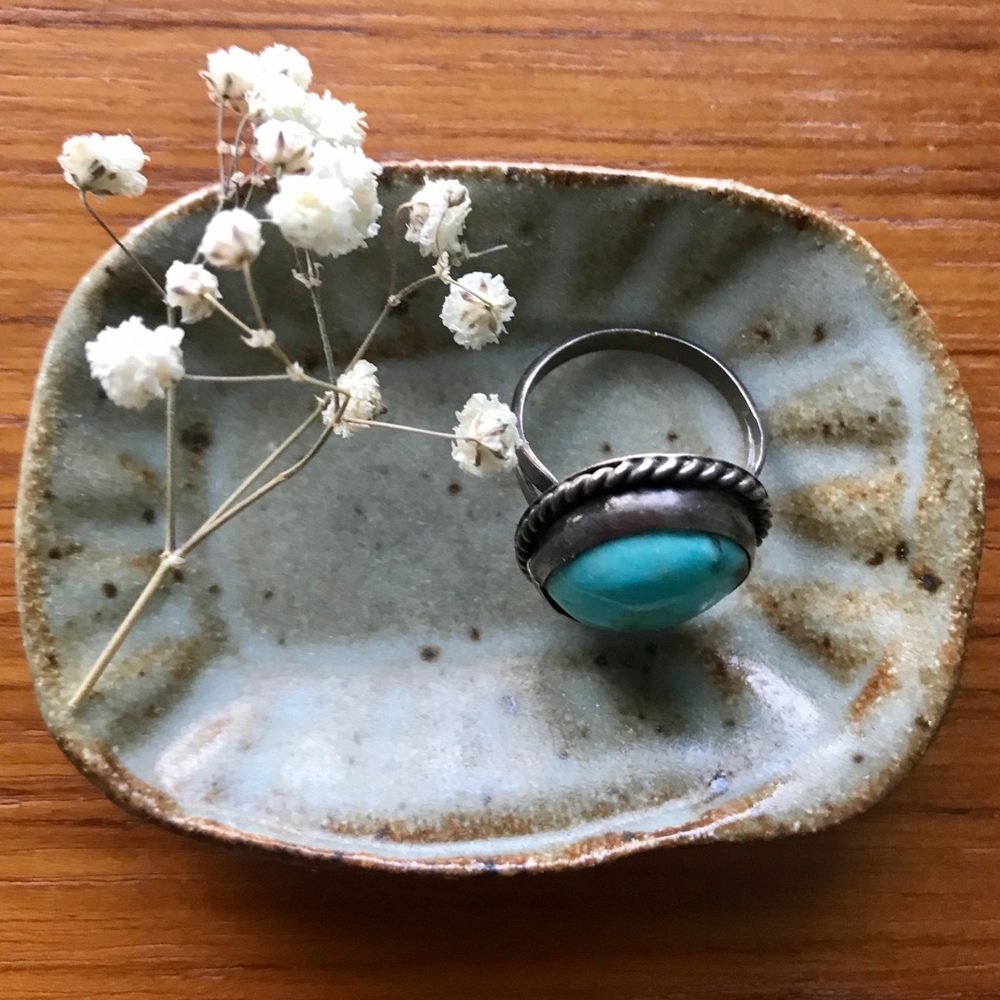 Turquoise and sterling silver ring - Picture 2 of 2